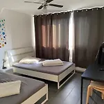 Cologne Hostel *