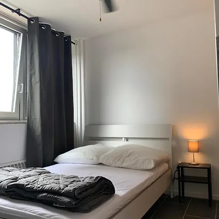 Hostel Cologne Hostel *