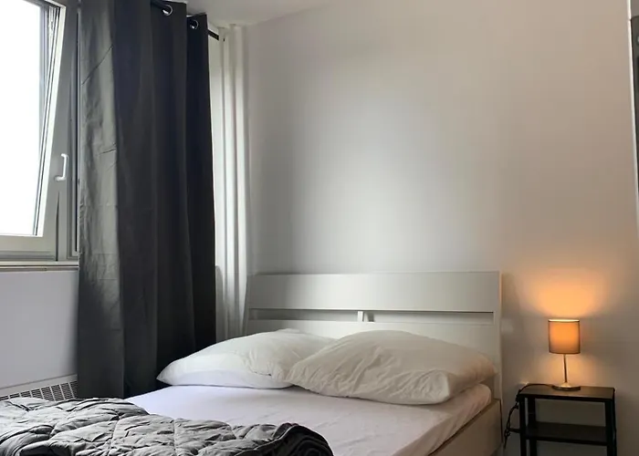 Vandrerhjem Cologne Hostel *